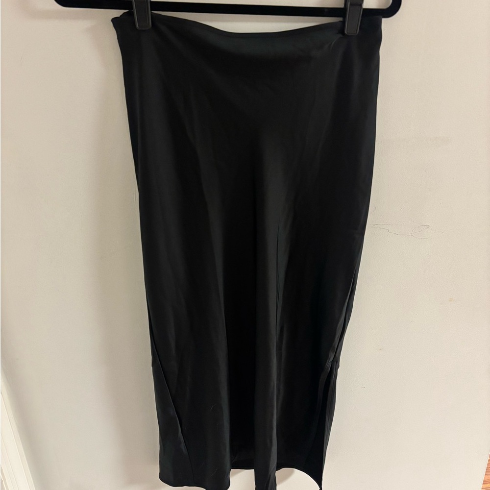 Old Navy Black Midi Skirt